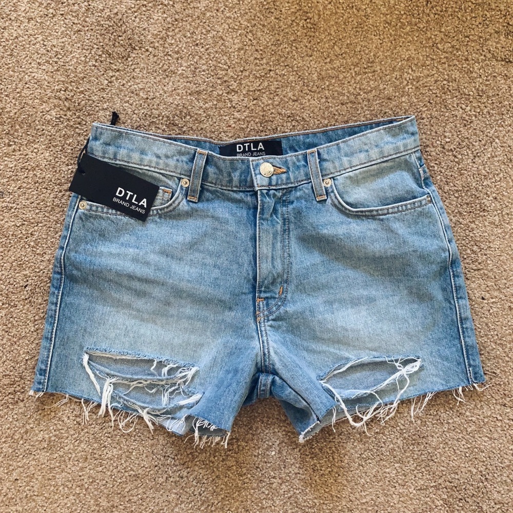 NWT Distressed Denim Shorts by DTLA - Picture 3 of 4